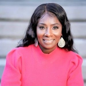 Meet your Posher, Tonya